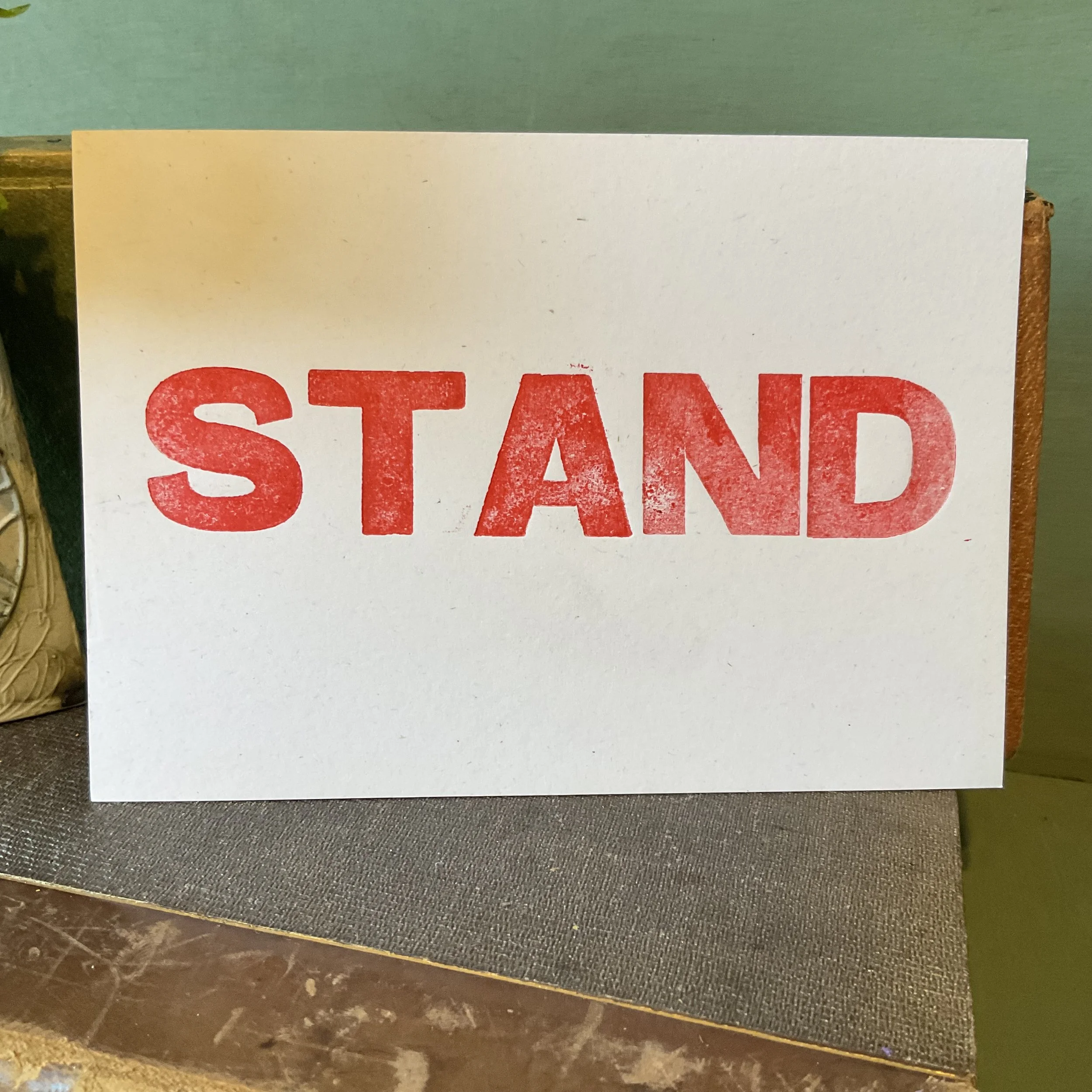 STAND