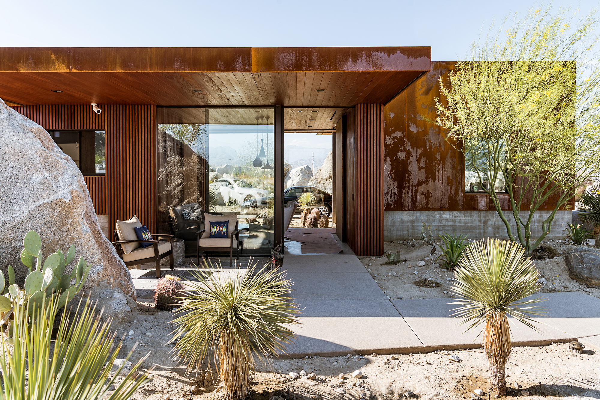 Desert Palisades Guardhouse | Palm Springs, CA