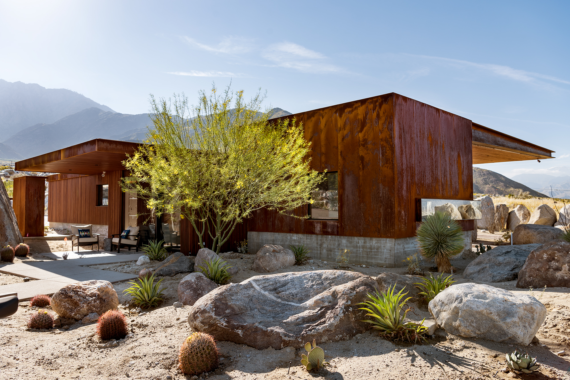 Desert Palisades Guardhouse | Palm Springs, CA