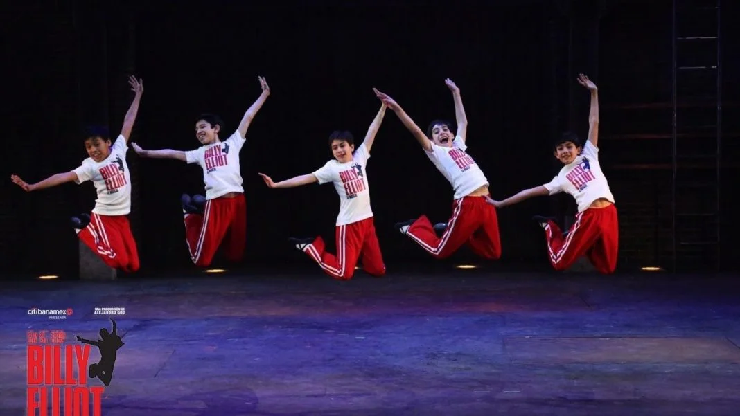 Billy-jump-Mexico-1068x601.jpg
