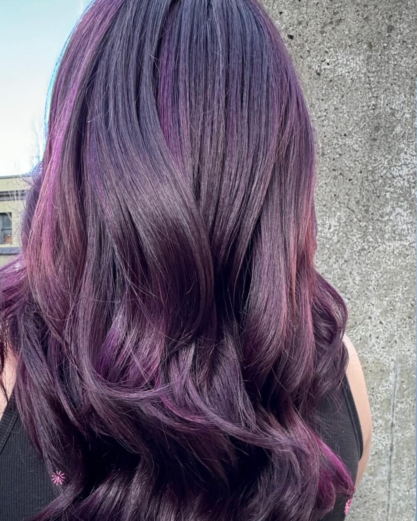 Needing some color in your life? Alison is the stylist for you 🌈 @bleotchh 

She has openings this month for cuts and colors! To get on her books schedule and appointment online through vagaro or by giving us a call:

503-223-7331
www.vagaro.com/77s