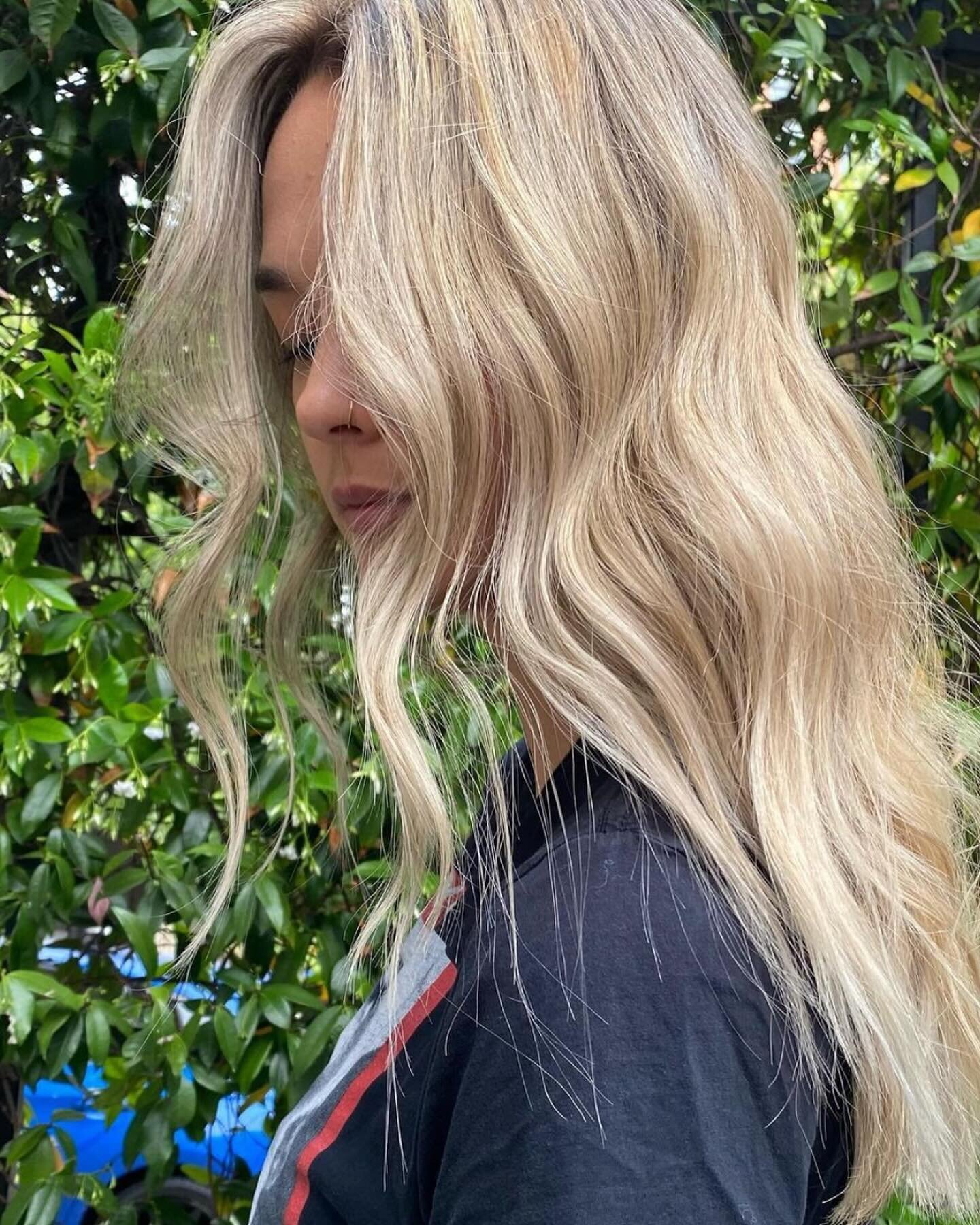 Stylist Liv @hippiehairross is the artist behind this beautiful blonde 🤍

She has openings this month behind the chair at our Pearl location. Schedule online or by calling the salon:

503-223-7331
www.vagaro.com/77salon

#77salonhillsdale #77salon #