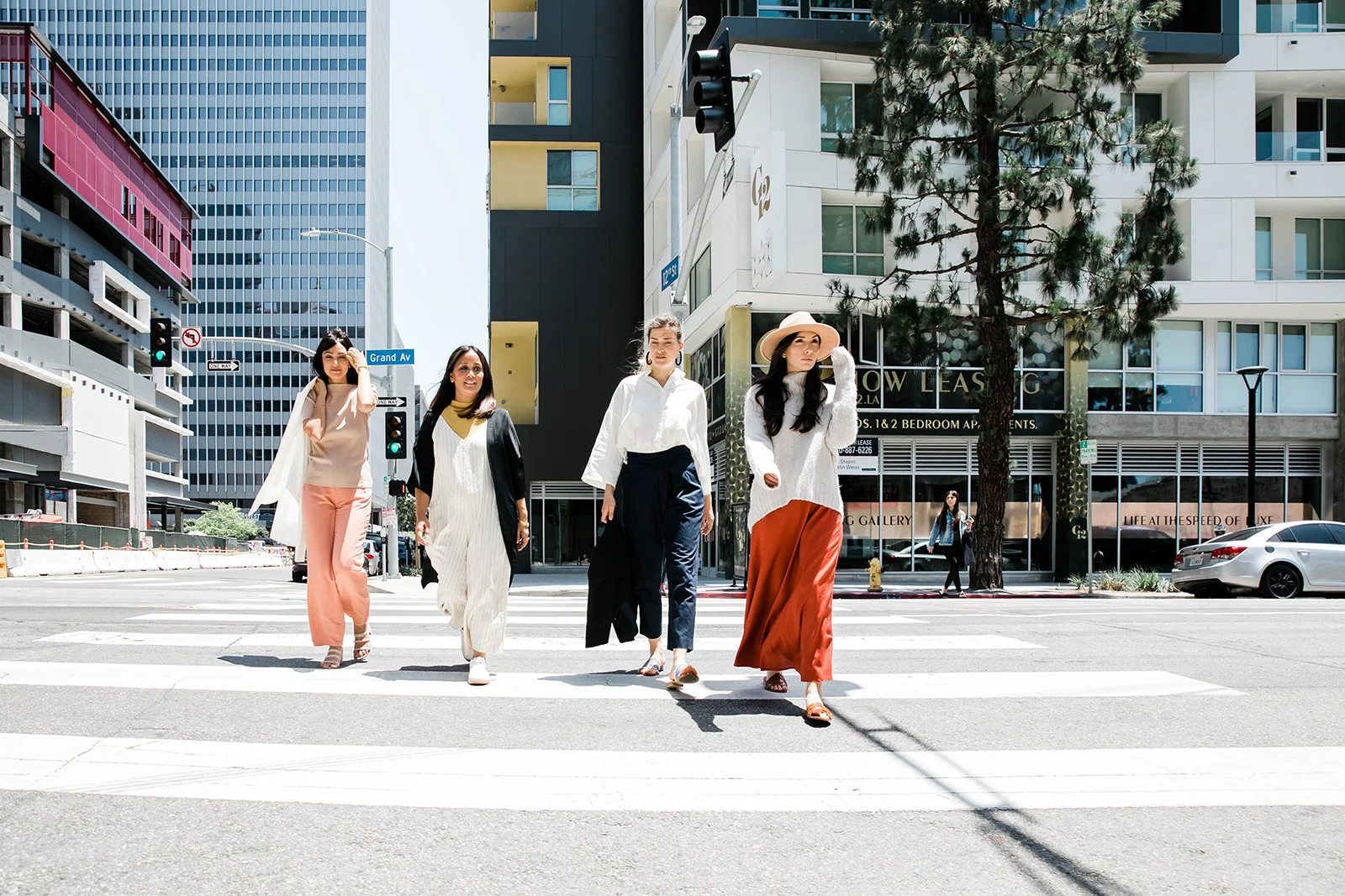0601_SavoirCollab+TSLRLifestyle-260.jpg
