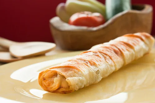 Potato Rolls INGREDIENTS Water, Wheat Flour, Vegetable oils, 13% Potato puree, Onion, Spinach, Salt, Pepper