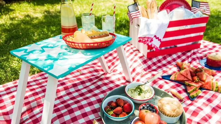 Patriotic Picnic Basket by Damask Love