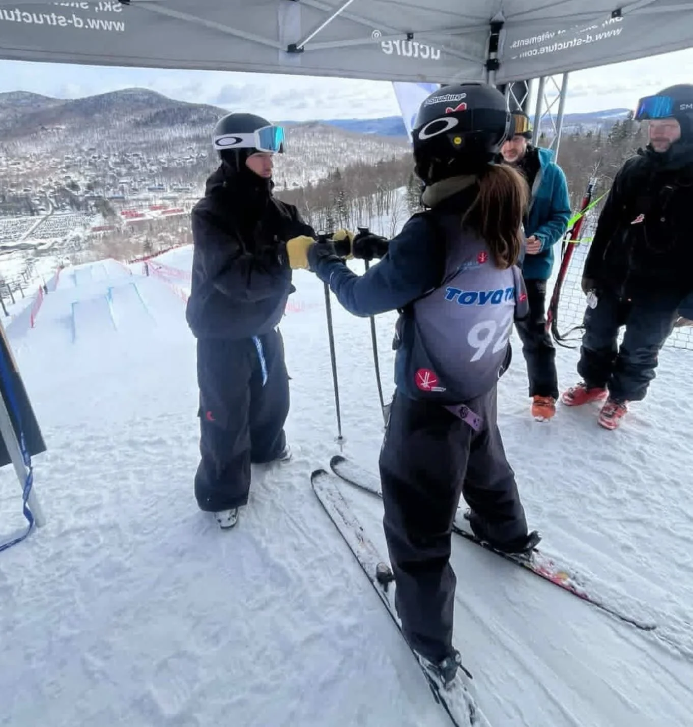 Exploit m&eacute;morable pour la TEAM OFR aux Championnats Canadiens Junior &agrave; Stoneham ! 🏆

F&eacute;licitations &agrave; nos athl&egrave;tes qui ont brill&eacute; le week-end dernier :

Anthonie Gaudreau : Vice-champion en Big Air, en Slopes
