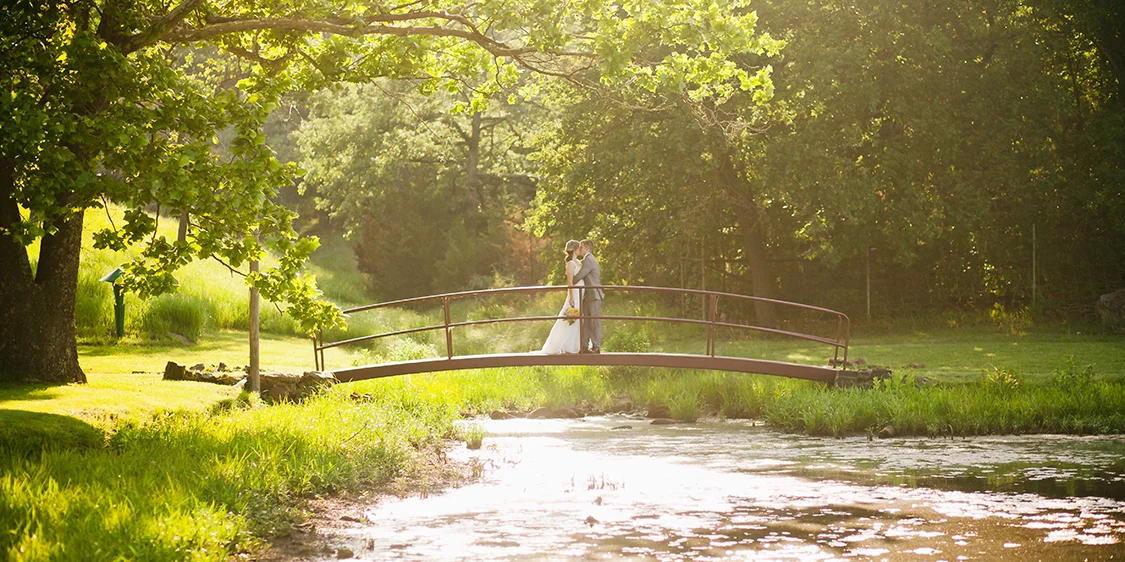 Laura & Andrew | Woolaroc Wedding, Bartlesville, Oklahoma