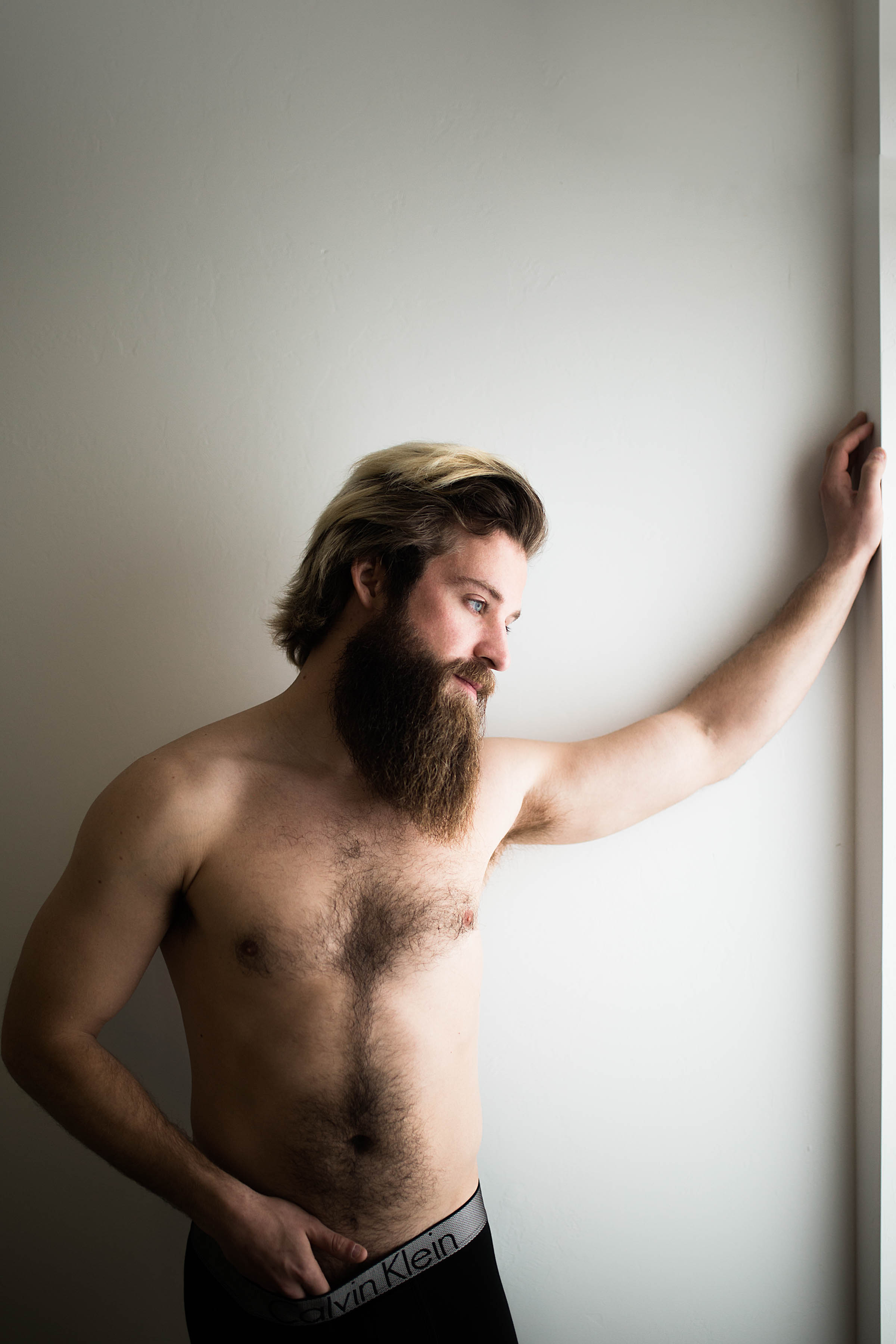 oklahoma boudoir photographer, okc boudoir photography, male boudoir, dudoir, sexy male photos, bathtub photos, bearded guy in bathtub, beard, hairy boy, cigarettes in bathtub, sexy