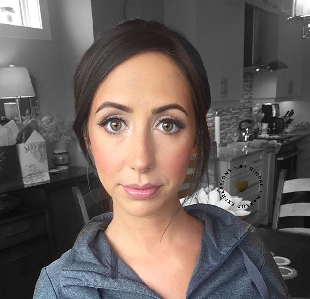 Vanessa's post glam. All ready for her bridesmaid duties π
.
.
.
.
.
.
#winnipegwedding #torontomakeupartist #makeupartisttoronto #allthingsbridal #torontomakeupartist #makeupexpressions #mebyrimpal #bridalmakeup #torontowedding #thatsdarling #creativityfound #torontomua #weddingmakeuptoronto #Wedluxe #weddingbells #stylemepretty #weddinghairandmakeup #torontobride #torontobrides #dyfcertified #dyfarmy #bride #bridesmaids #bridesmaidmakeup #bridal #winnipegmakeupartist
