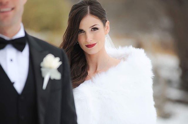 Winter Weddings are my favourite 😍. Here is the stunning @jillianrenaud. You can never go wrong with a red lip especially on a snowy day, who agrees? .
Photo by: Joel Ross Photography
Hair by: @vanhofthair .
.
.
.
.
.
 #torontomakeupartist #makeupar