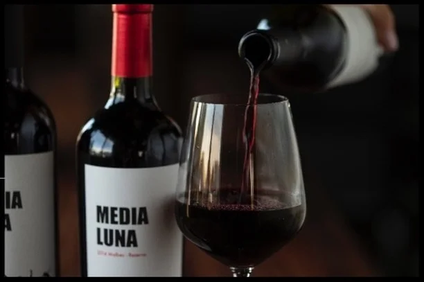 Wine in time for Thanksgiving? Yup! Order our award winning Malbec wines this weekend and it's $10 shipping to your door! 
F&F discount of 10% off 6 bottles and 15% off a case for our Premium Malbec (reg price $22) and Reserve Malbec (reg price $