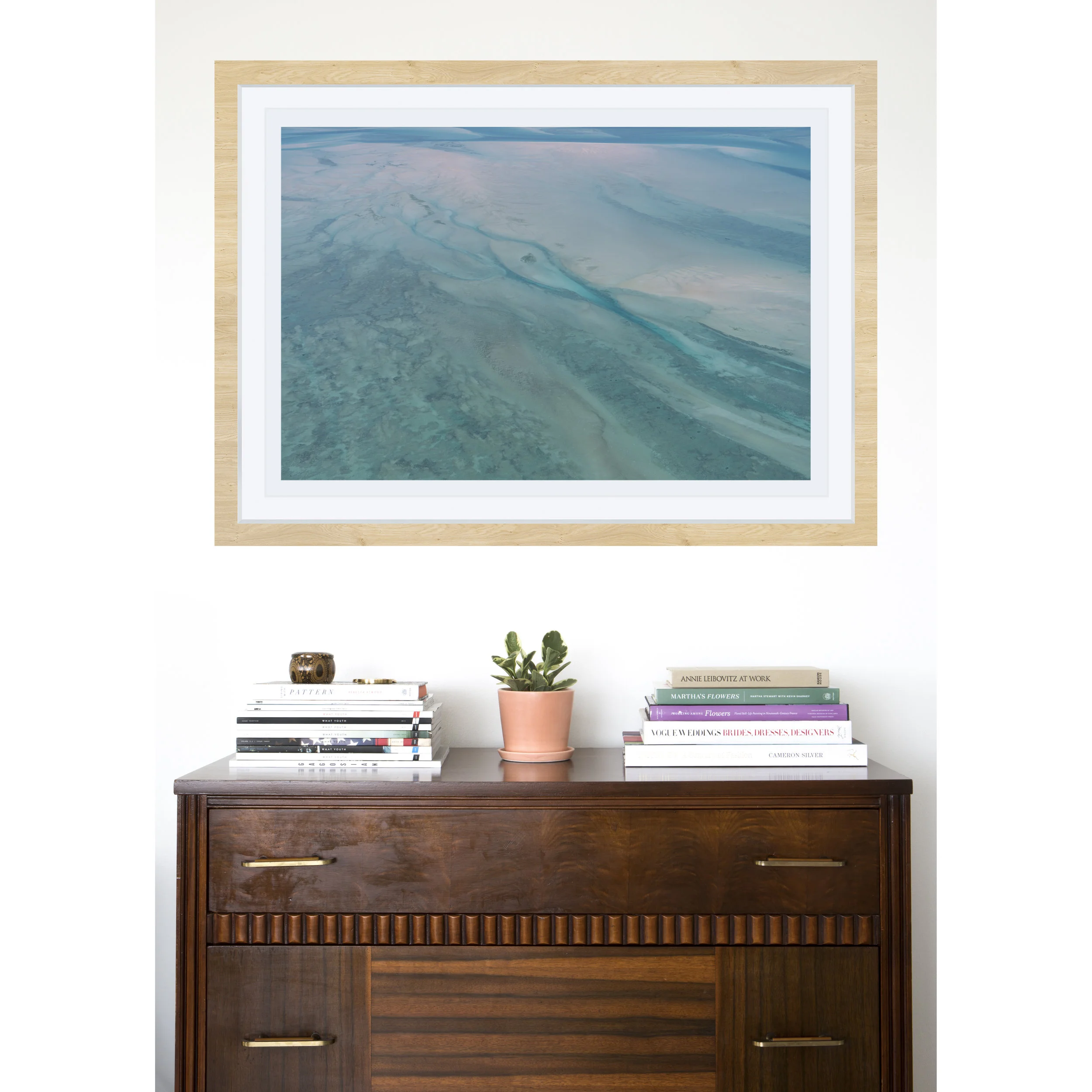 Earth 5_Living Room_Natural Frame.jpg