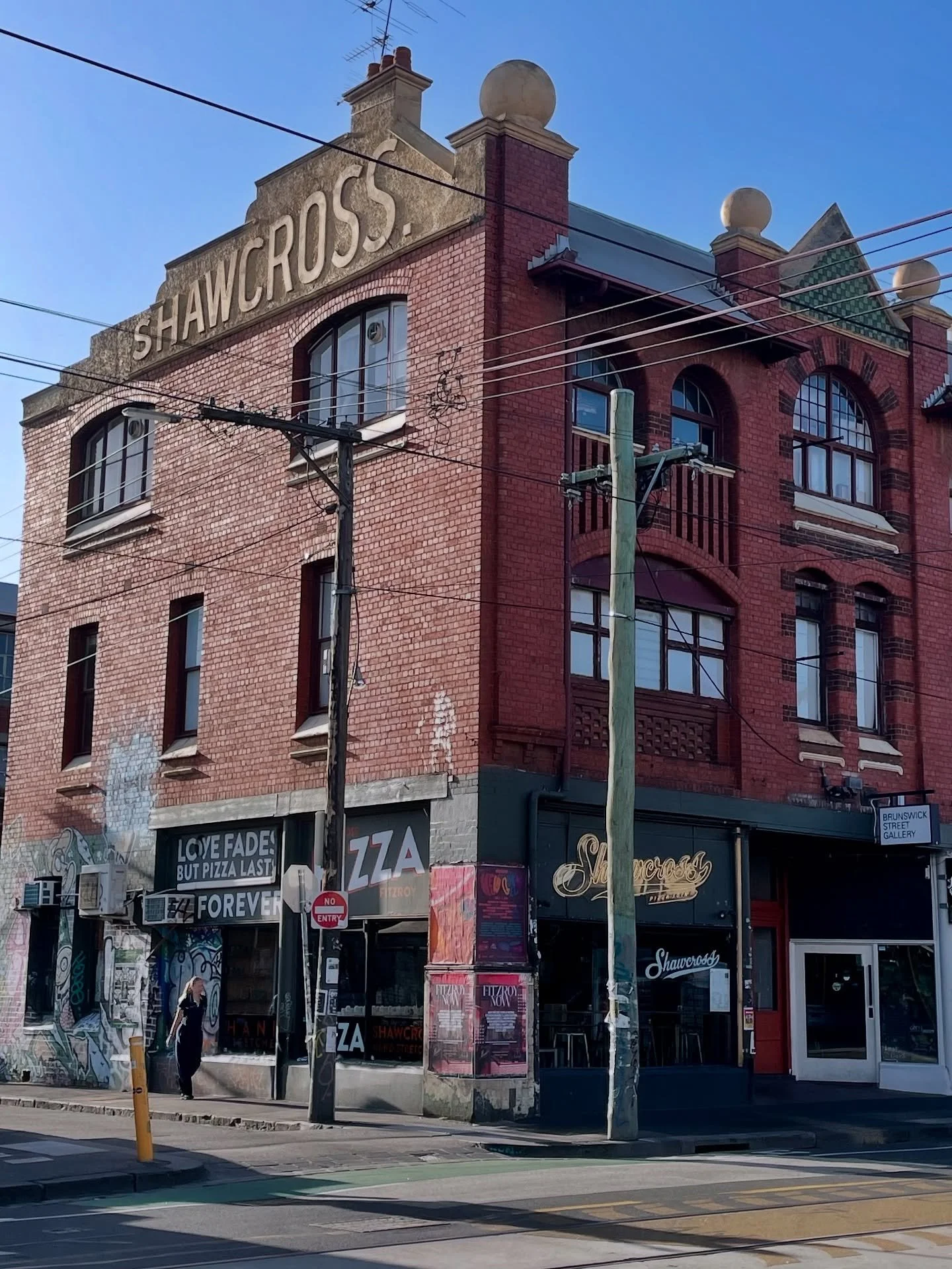 Love fades, but pizza lasts forever&hellip; and so do facades like this. Fitzroy&rsquo;s character is all in the details.

#HiddenNorth #Fitzroy #facade #buildings #BrunswickStreet #melbournephotography #StreetFacade #UrbanHeritage #MelbourneArchitec