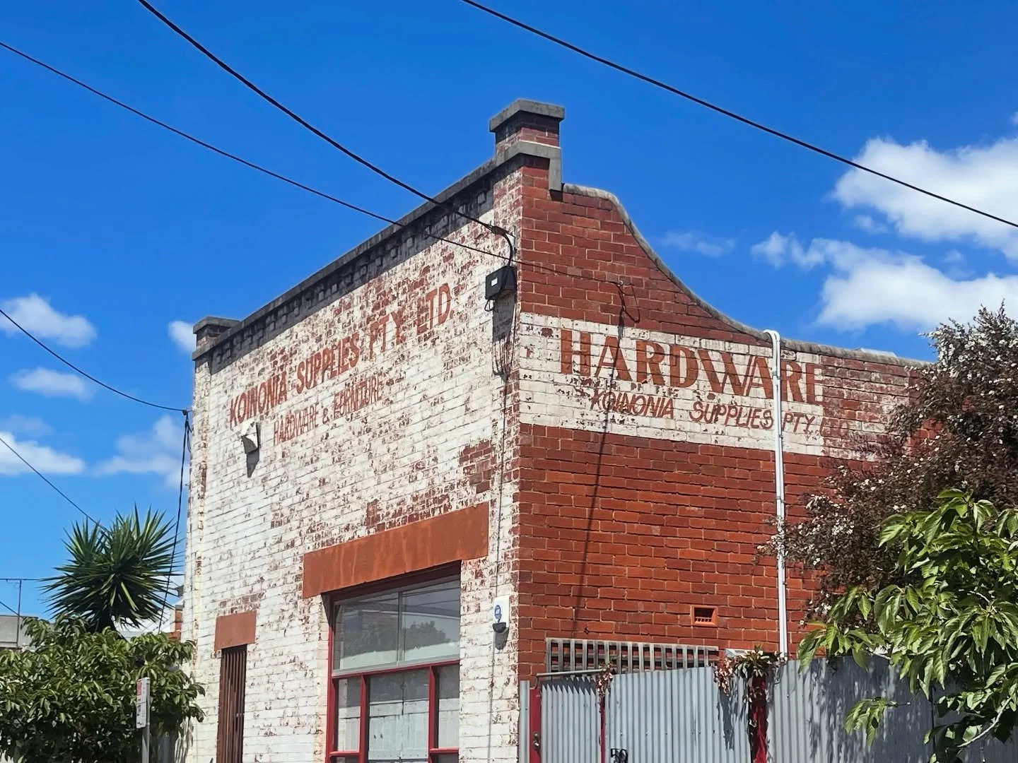 Time wears everything down except character. This old hardware store still stands proud against the Fitzroy sky.

#ghostsignsmelbourne #hiddennorth #fitzroy #fitzroylife #melbournephotography
