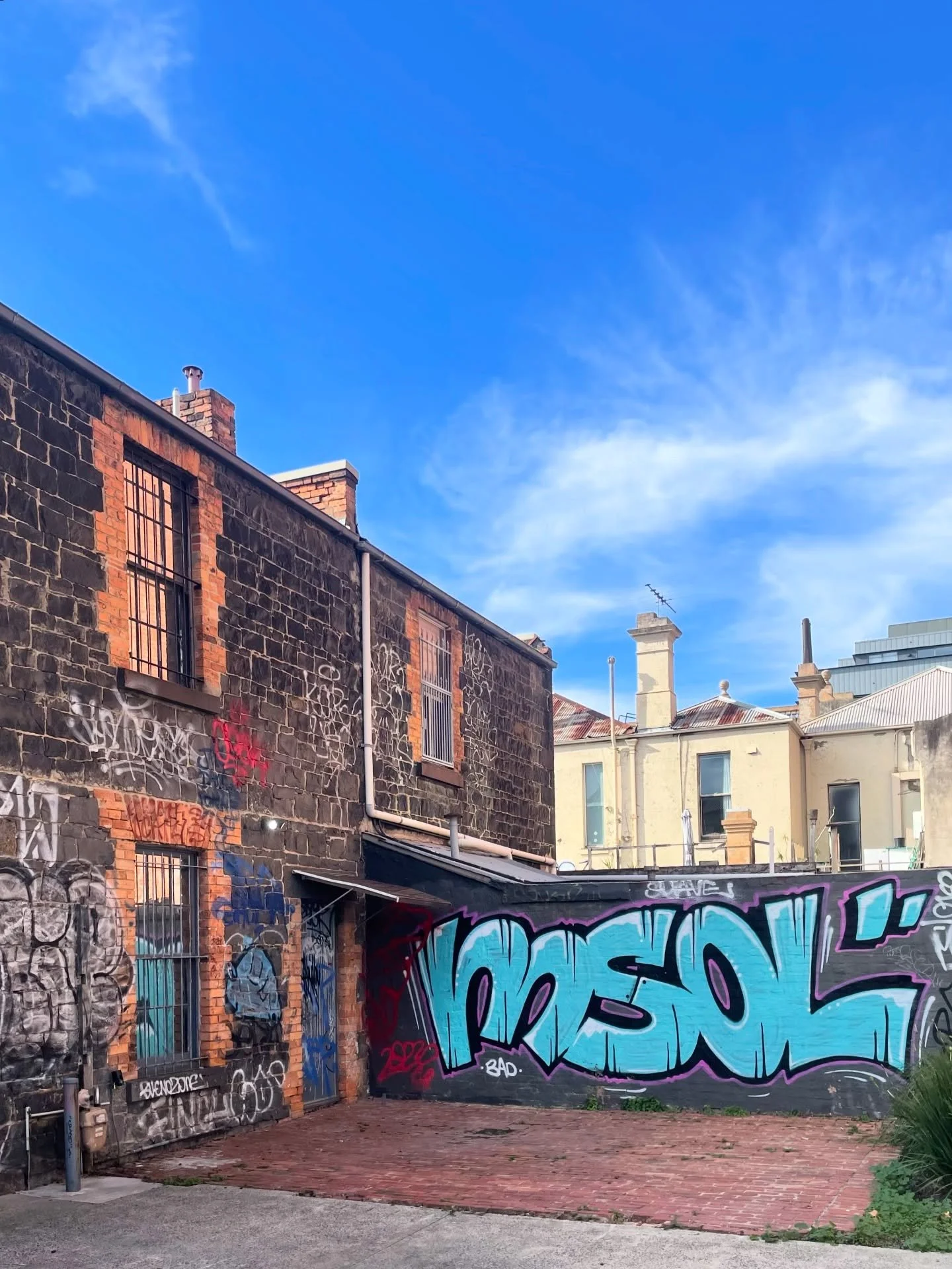 Another Fitzroy corner holding decades of layers &mdash; paint, stories, and that unmistakable inner north grit.

#HiddenNorth #FitzroyMelbourne #MelbourneStreets #InnerNorth #MelbournePhotography