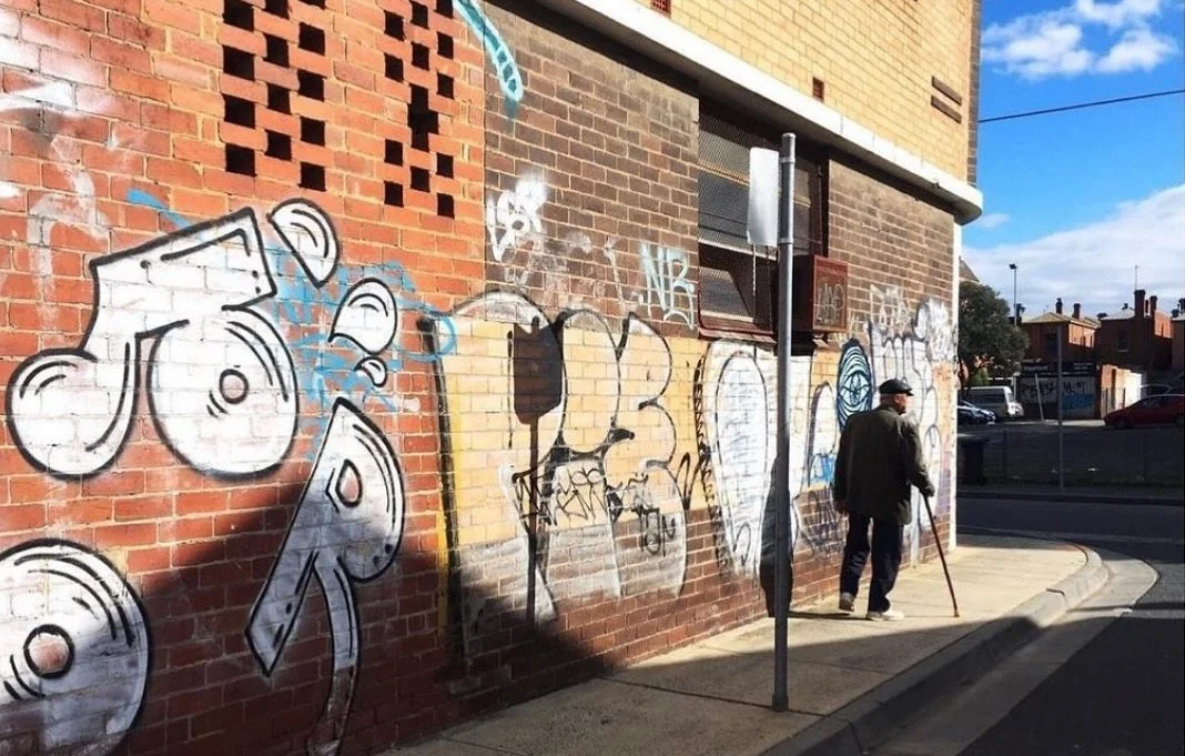 Texture, contrast, and a passing moment on a Brunswick corner. The small scenes always say the most.

#HiddenNorth #MelbournePhotography #streetphotography #melbournestreets #brunswick