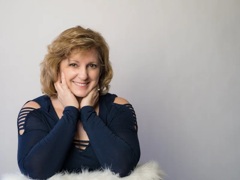 Carmen Buck-Author, Speaker and Photographer