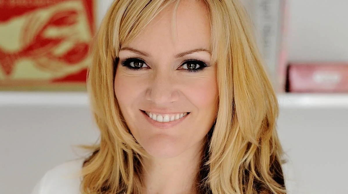 Lisa Marley has a passion for fresh flavors, takes classical recipes &amp; simplify them for everyday cooking.