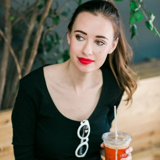 Mara Ferreira created a community focused on inspiring, educating &amp; supporting women on their path to comfort