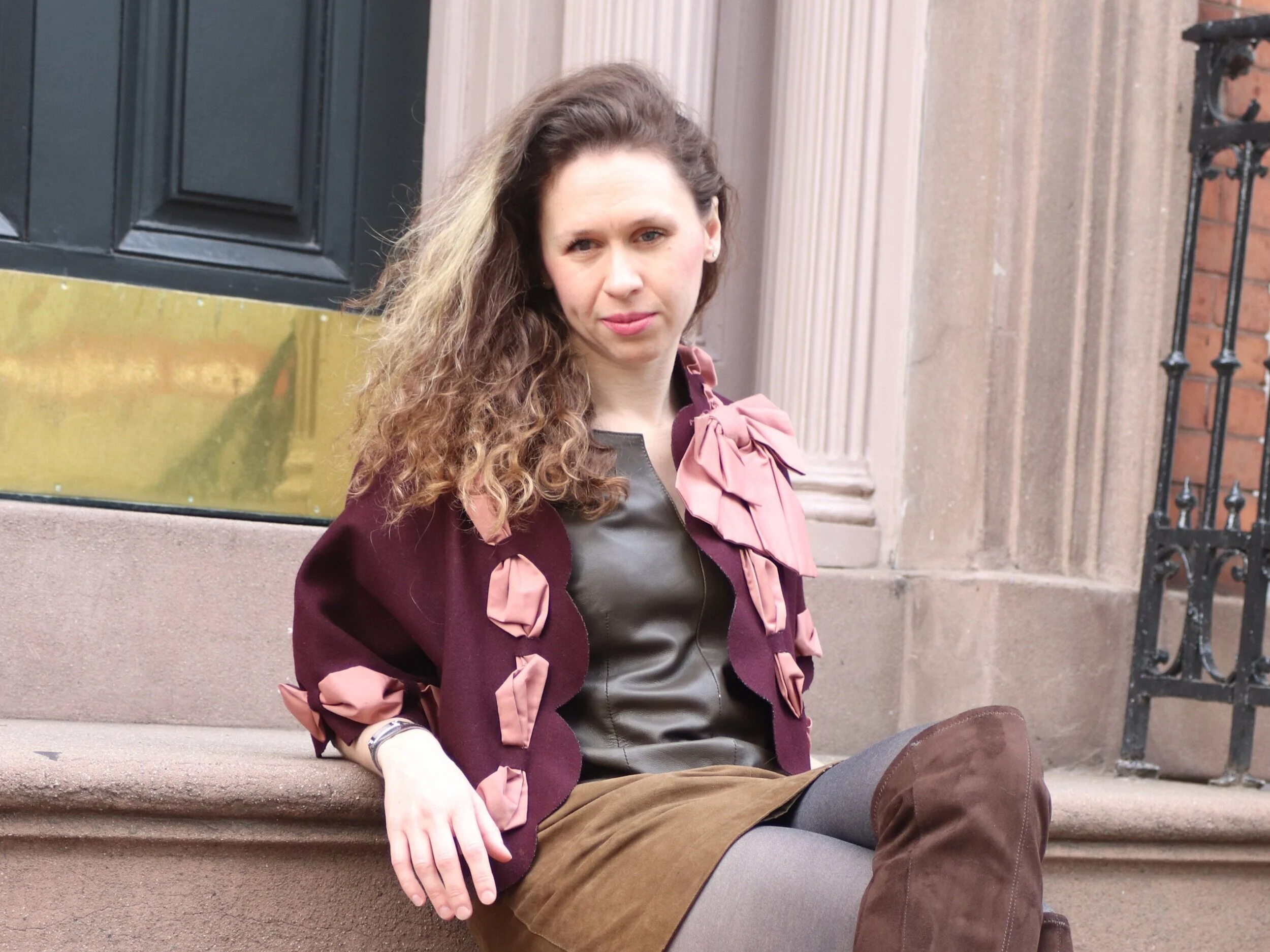 Anna Mikaela Ekstrand is a curator, the founding-editor-in-chief of Cultbytes, an online art publication, and a cultural strategist/PR-person