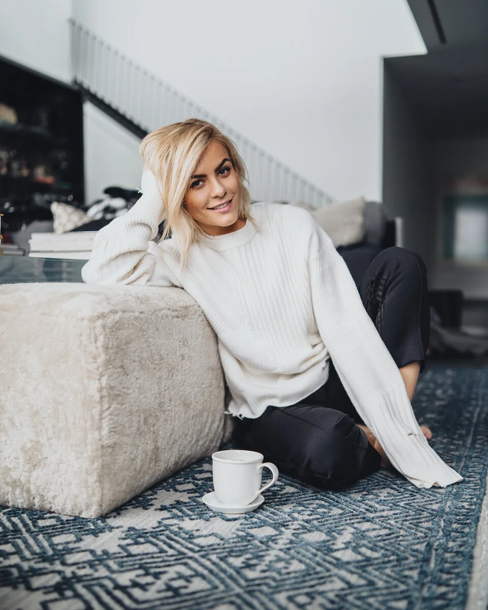 Monika Dixon is a public relations powerhouse based in Chicago