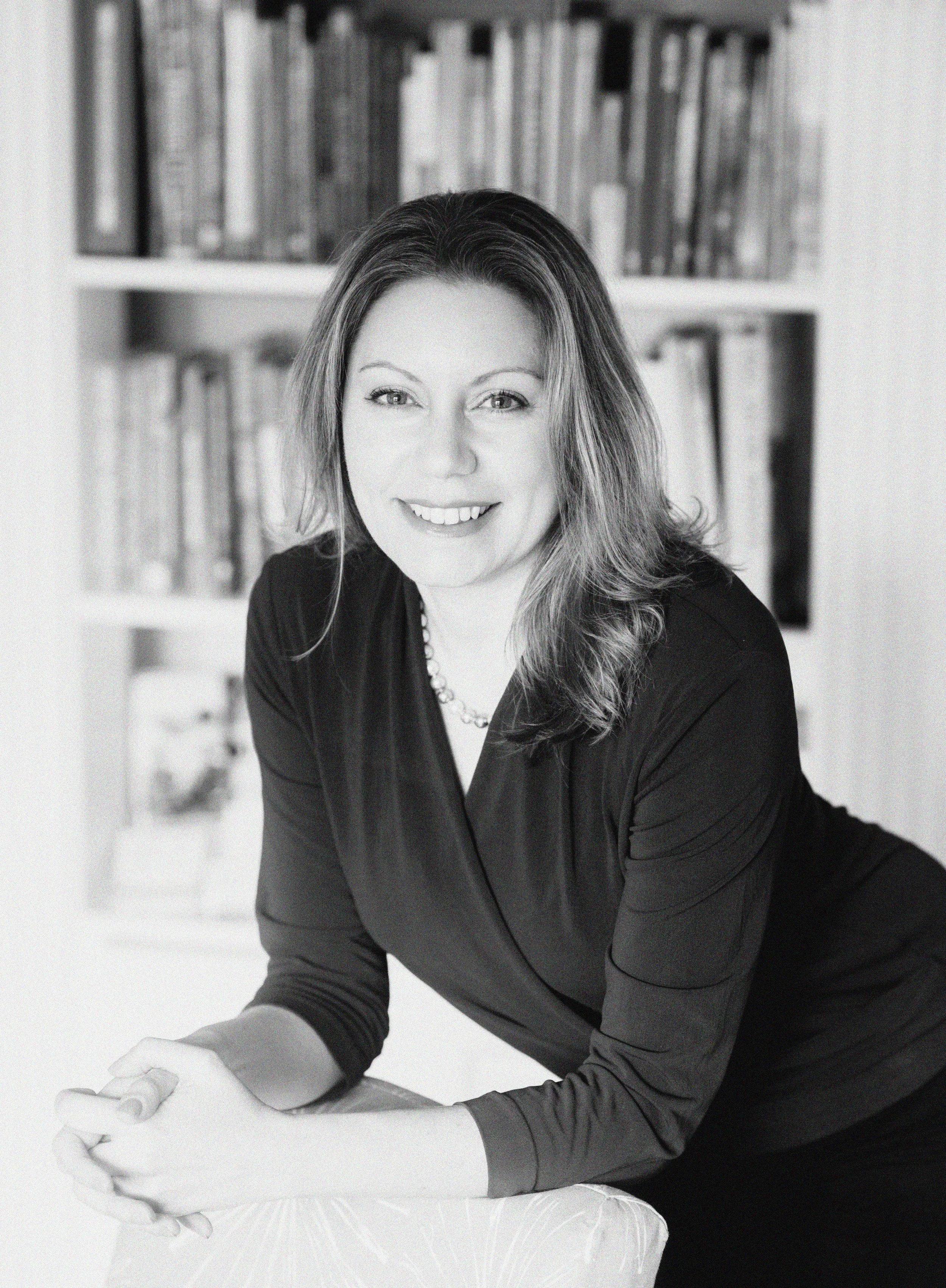 Dr. Amanda Tracy Helps Women Over 40 to Reclaim Their Body, Mind &amp; Mojo