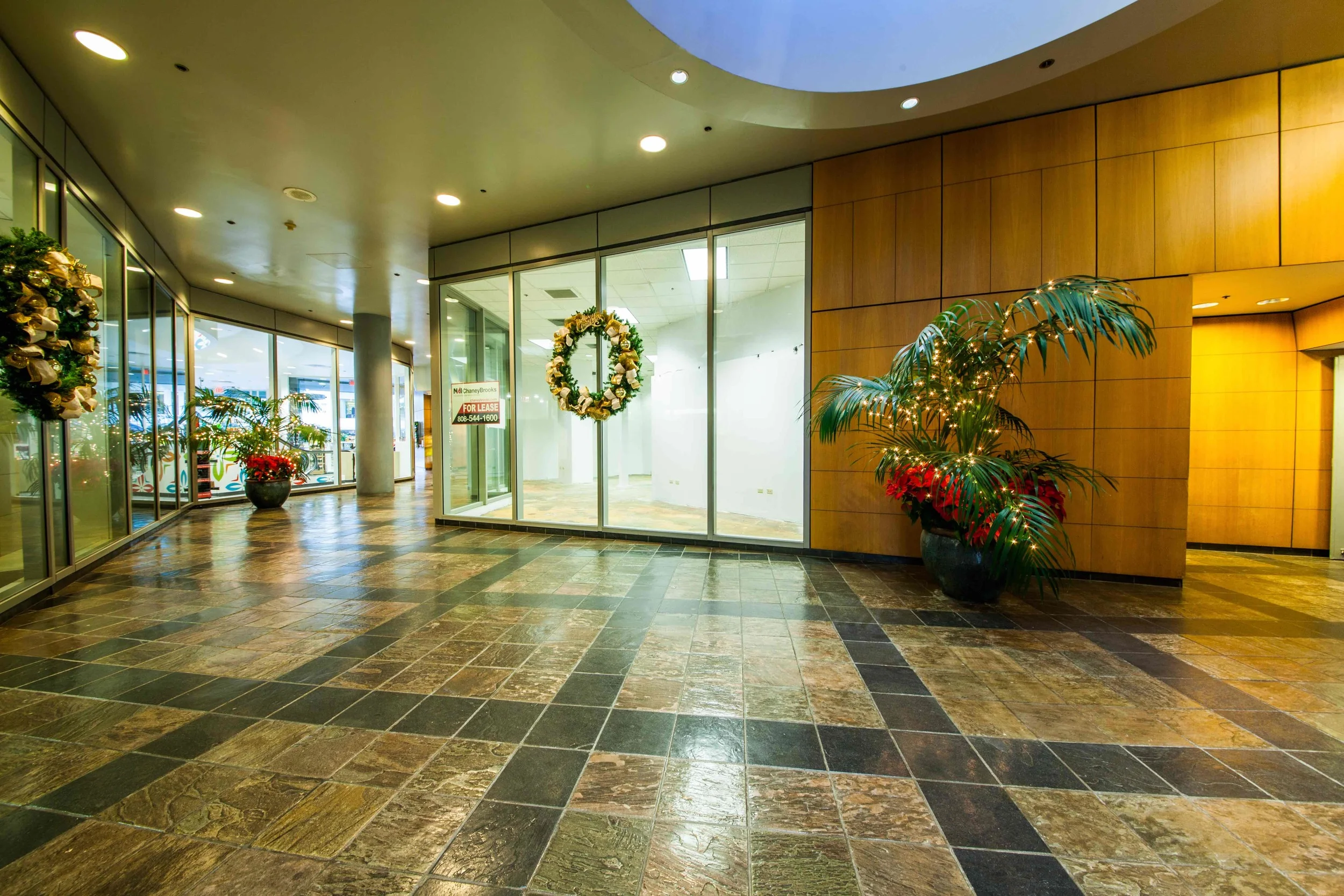 Rare opportunity for a ground floor retail space in Waikiki! High visibility location directly across from the first Longs Drugs store in Waikiki and right next to the main lobby elevators. Major pedestrian thoroughfare. Ready to occupy!