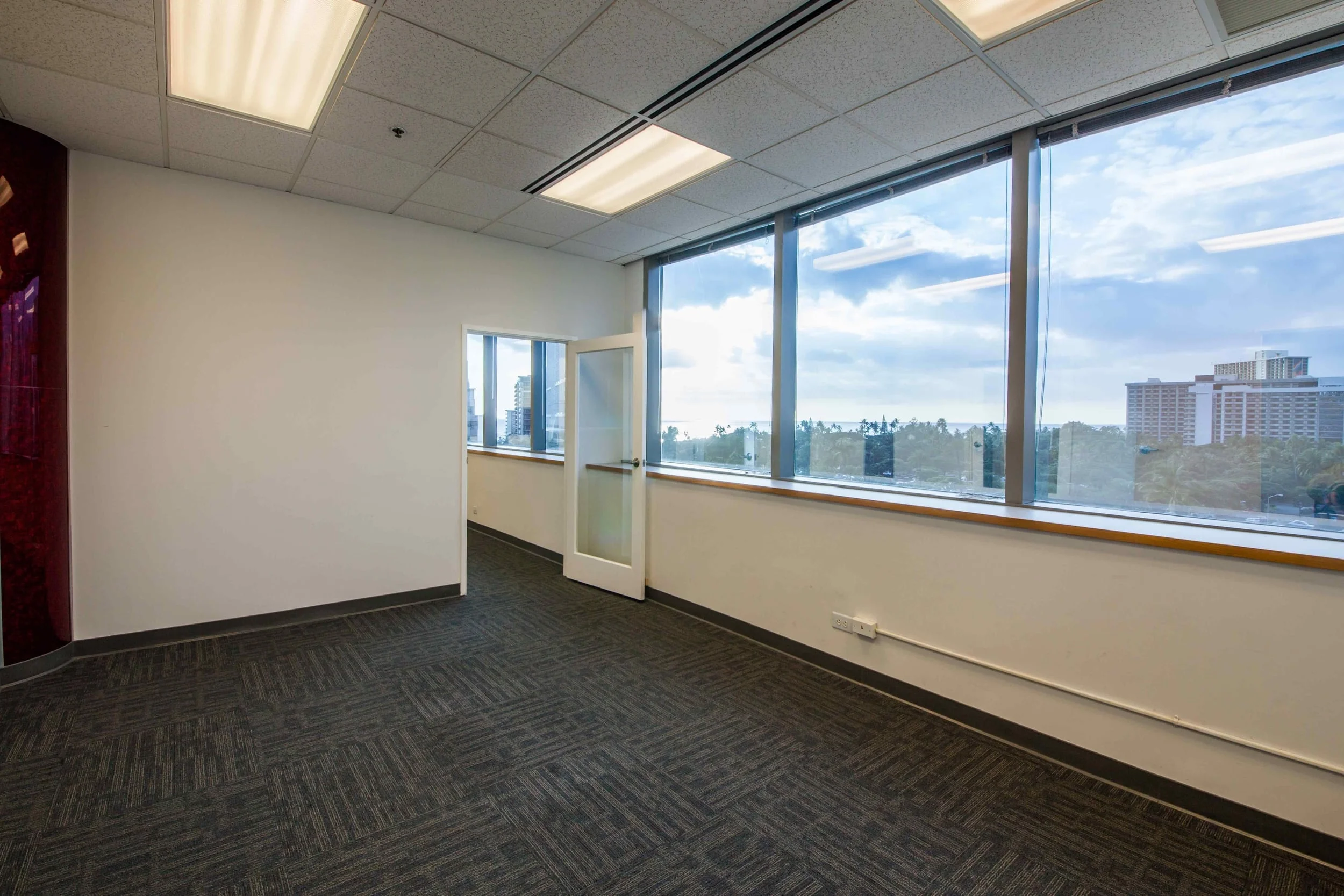 Recently renovated and upgraded with a custom designed reception area and kitchen with running water. Beautiful panorama view of Waikiki, Beachwalk, and the ocean!