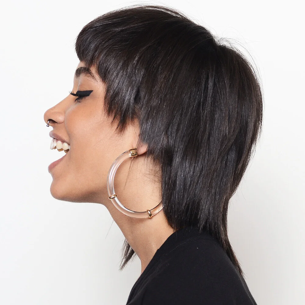 RUHIYYIH_EARRINGS_CLEAR_MODEL_MODEL_1.jpg