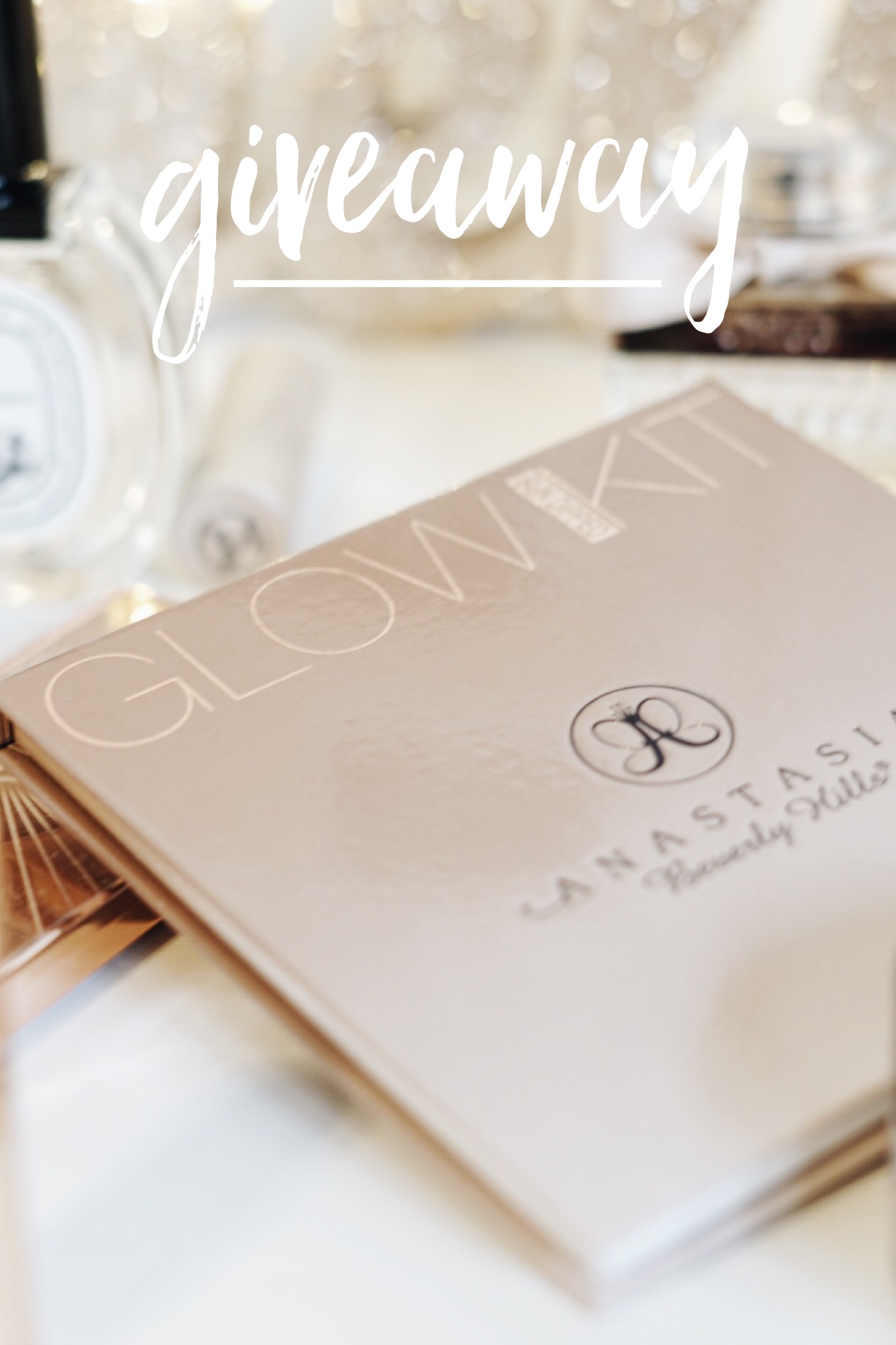 Welcome to Blogmas (Day 1) & a Giveaway!