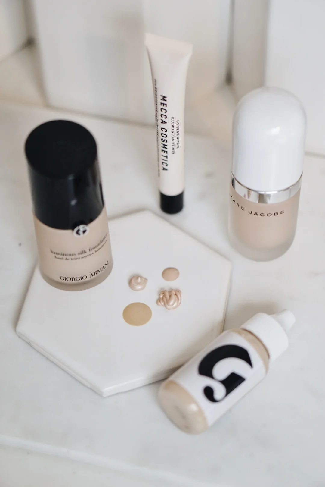 Current Everyday Base for a Dewy Glow
