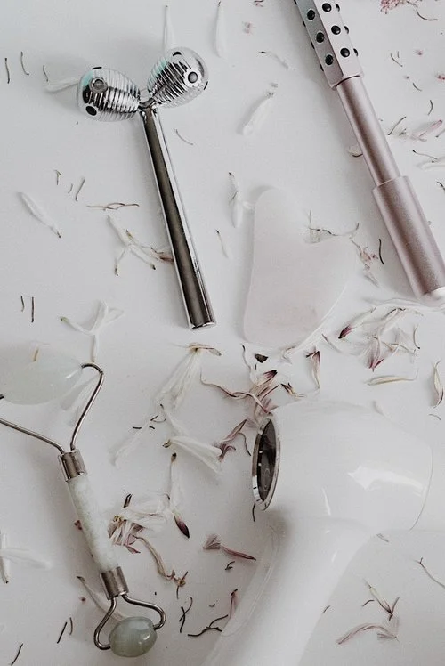 Let’s Chat : Facial Tools 