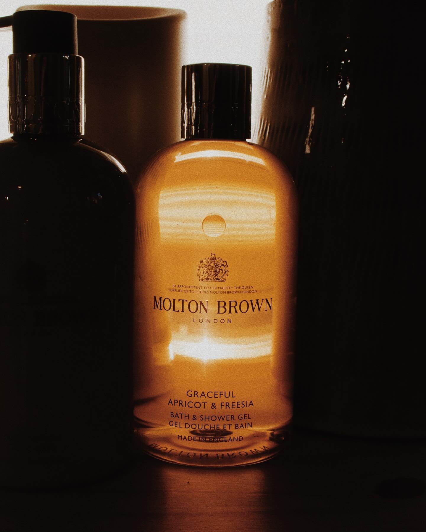 Luxurious bath and body products are always a lovely option to gift to any special ladies in your life. Gal pals, moms, friends that are moms, or mothers to be!

And a PSA that a large selection is on sale for 30%!

* PR
@moltonbrownusa #moltonbrownl