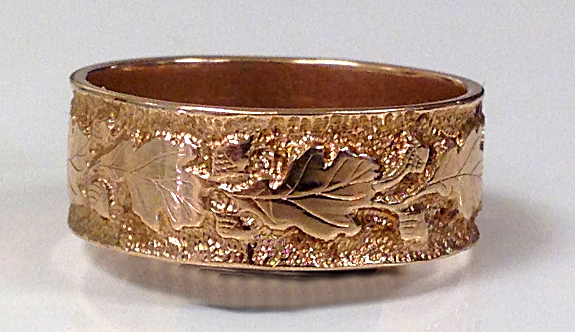 unique custom engraved gold ring with acorn design