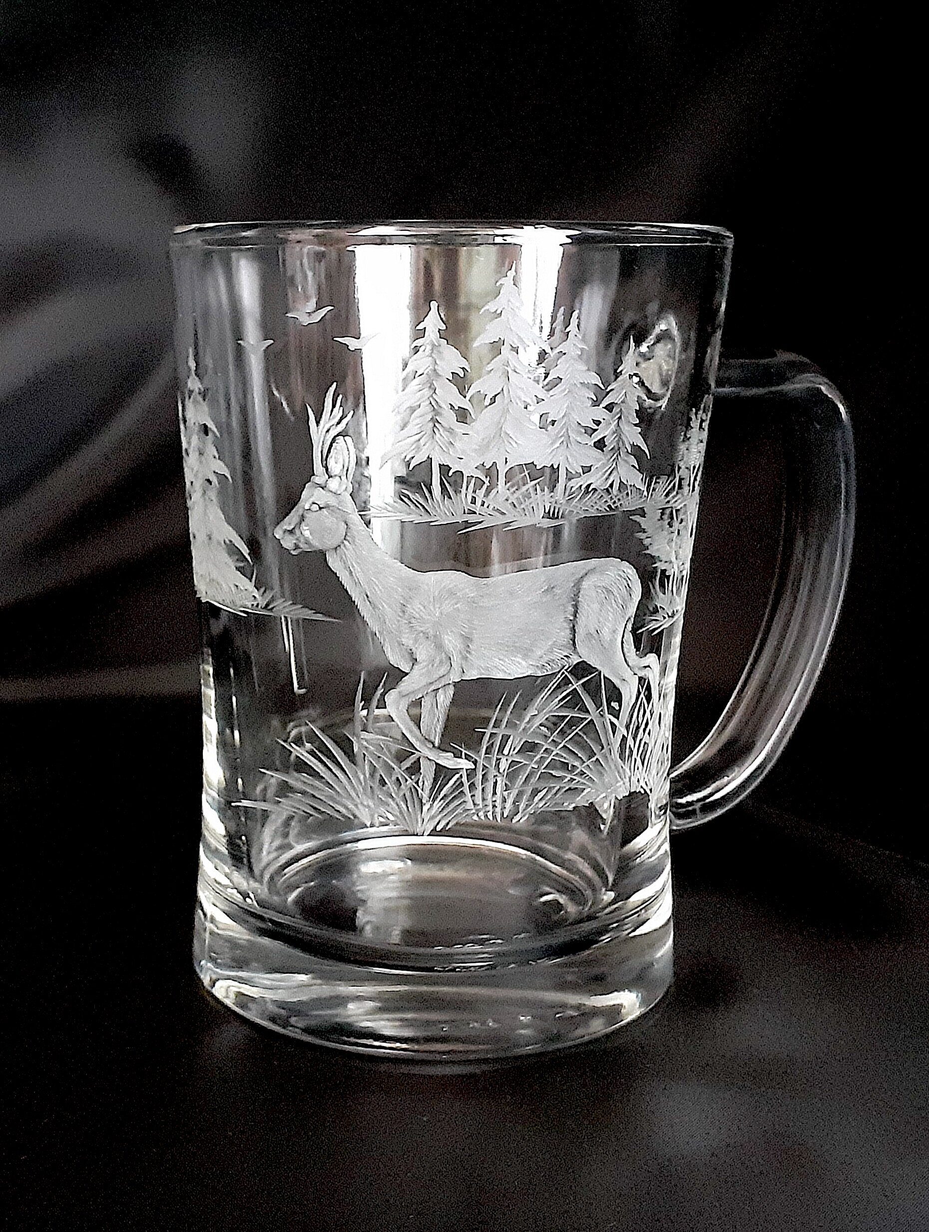 beer mug hand engraved with deer