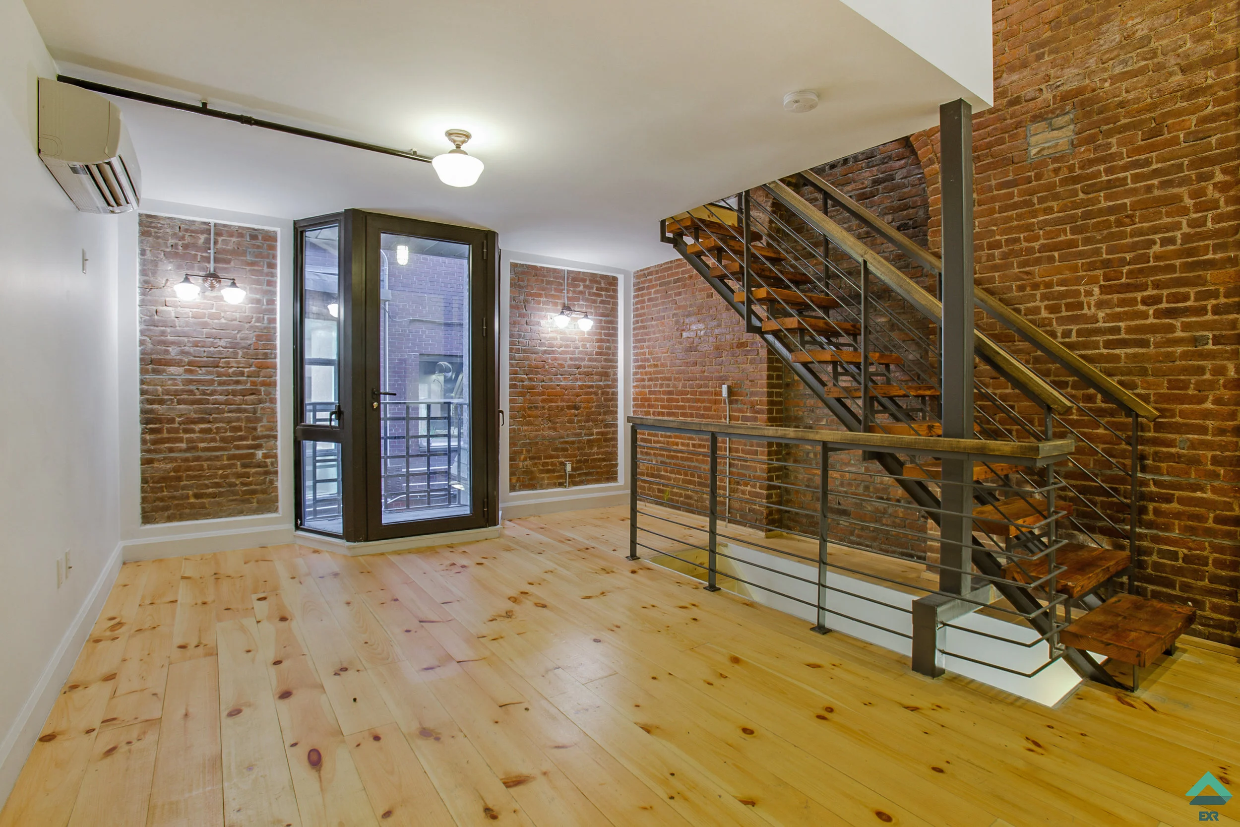 Spire Lofts_Interior 5.jpg
