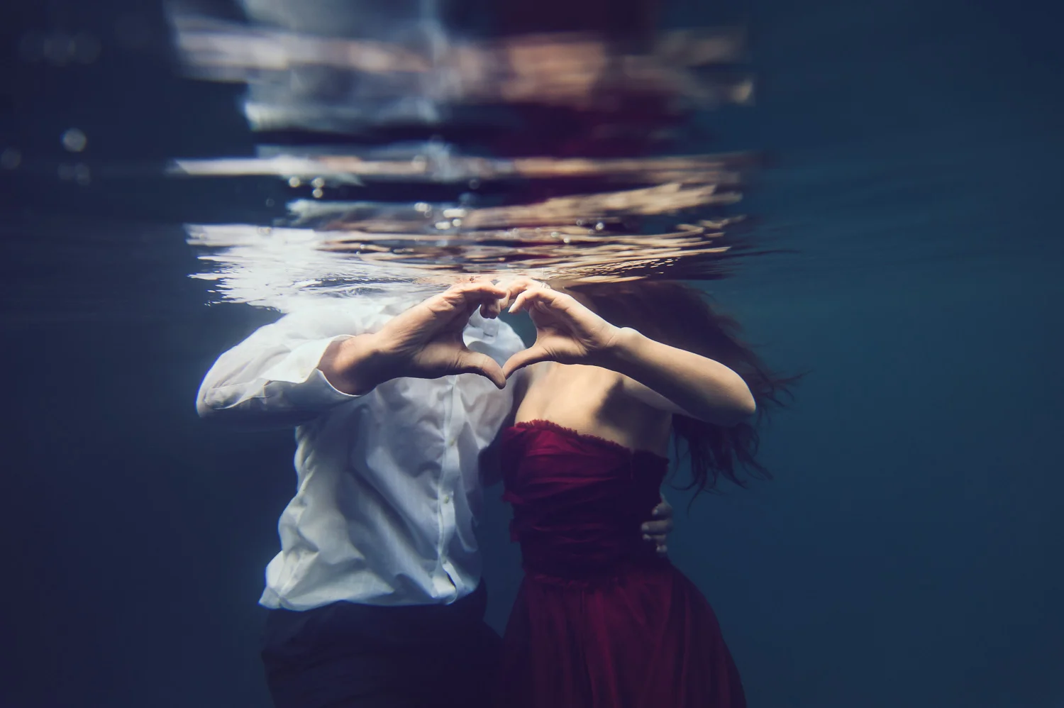 Underwater Engagement // Ashley Petersen Photo