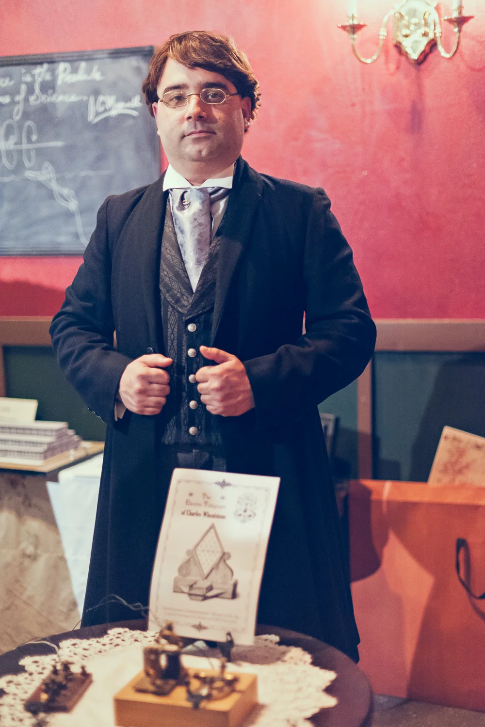 Portrait of an inventor // The Great Christmas Dickens Fair // Ashley Petersen Photo