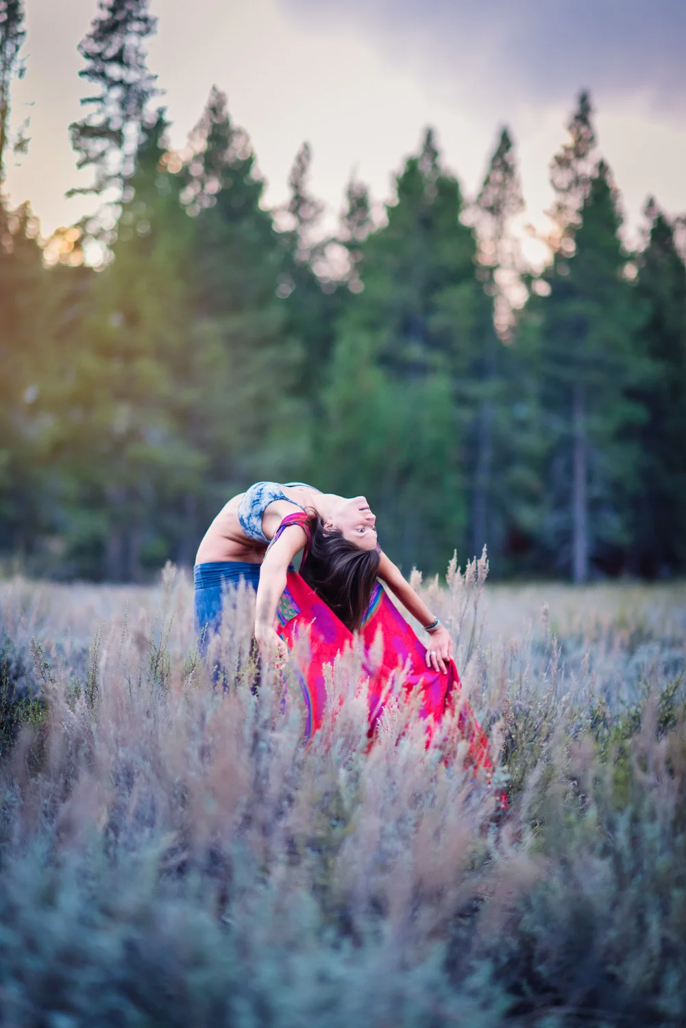 Dancing in a meadow // Ashley Petersen Photo