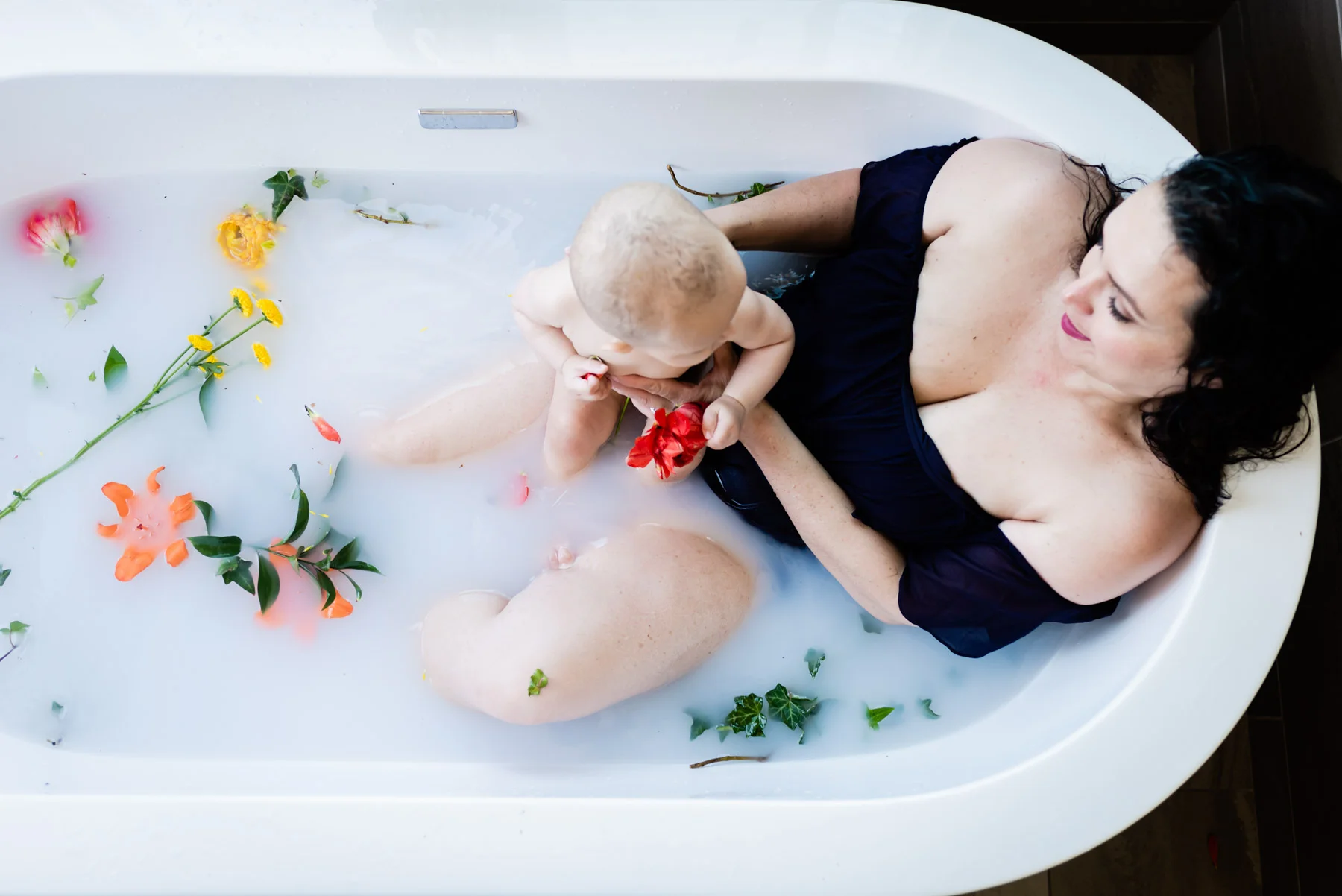 Mama and Baby Milk Bath // Ashley Petersen Photography
