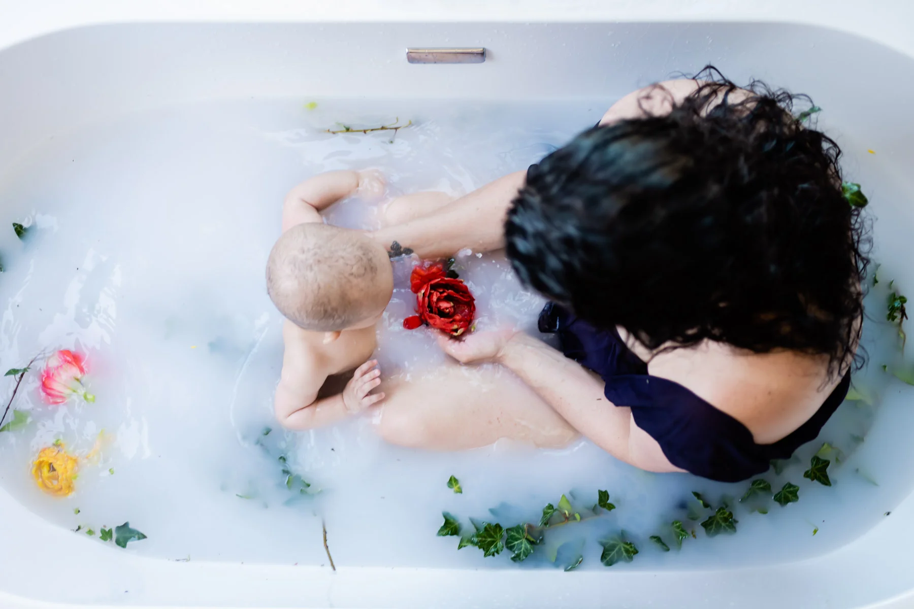 Mama and Baby Milk Bath // Ashley Petersen Photography