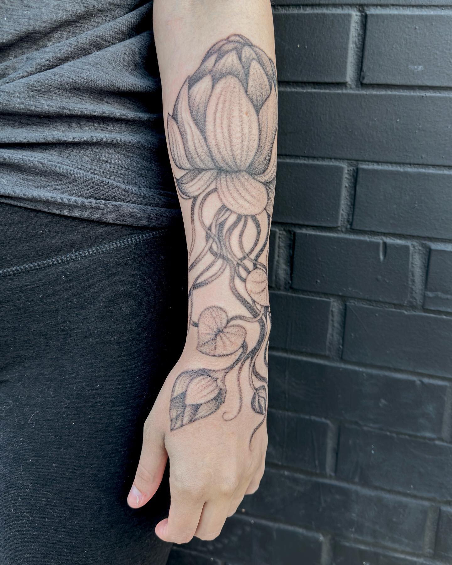 Freehand lotus tattoo for C. Thanks for sitting so great! 🌸 &ldquo;i have been on a journey of individuation and fulfillment since birth. last week these words came to me, and i crave a visual representation in my physical every day life. 

&quot;my