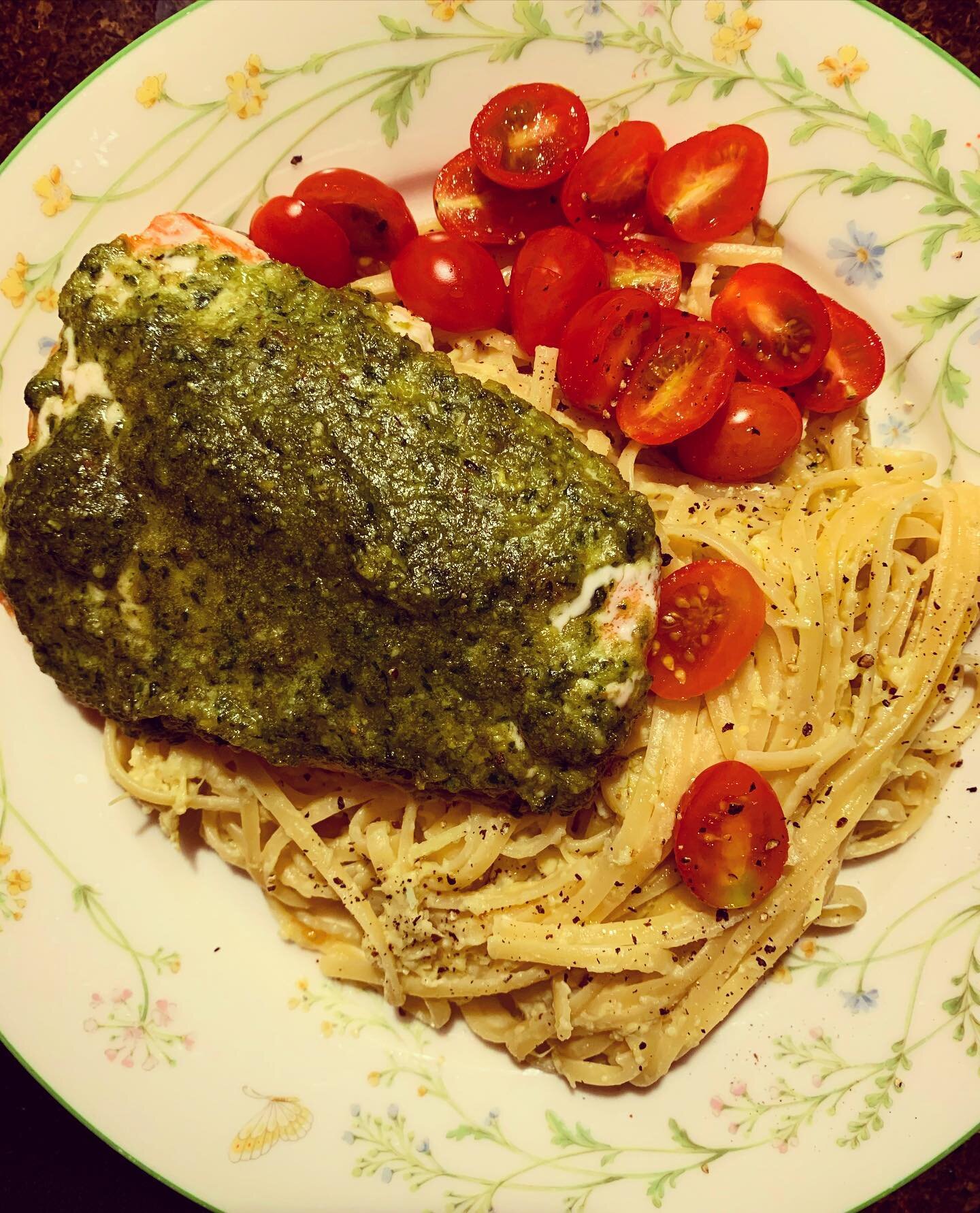 My husband discovered @howsweeteats this year and gets really excited about her recipes. Tonight&rsquo;s dinner was a mashup of two different dishes he found on her account: pesto (featuring Ascolano olive oil and @jqdsalt heritage salt) salmon and l