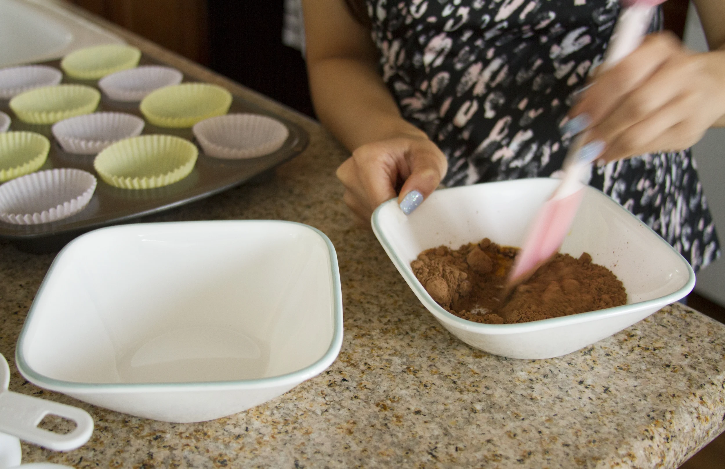 Mix all the ingredients together until it's smooth.