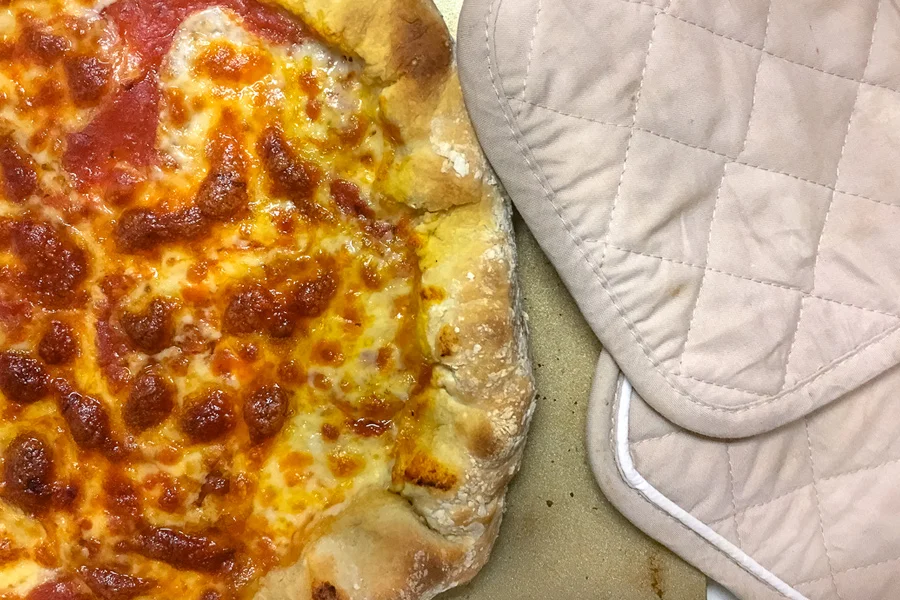 Homemade Pizza // Simple Eating