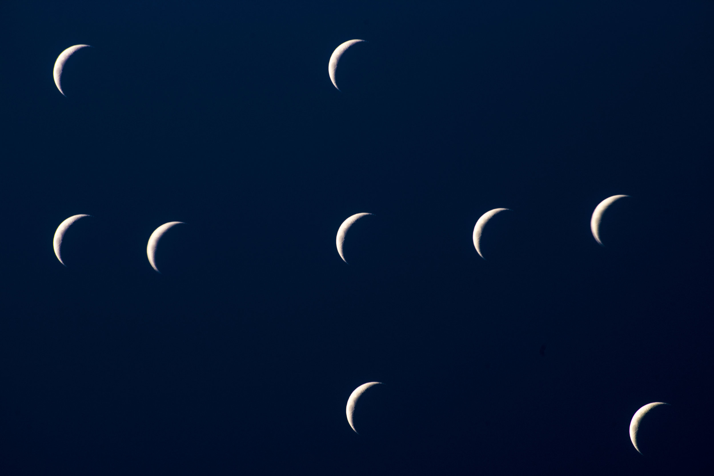 Crescent Moon Multi-Exposures_DSC0961.JPG