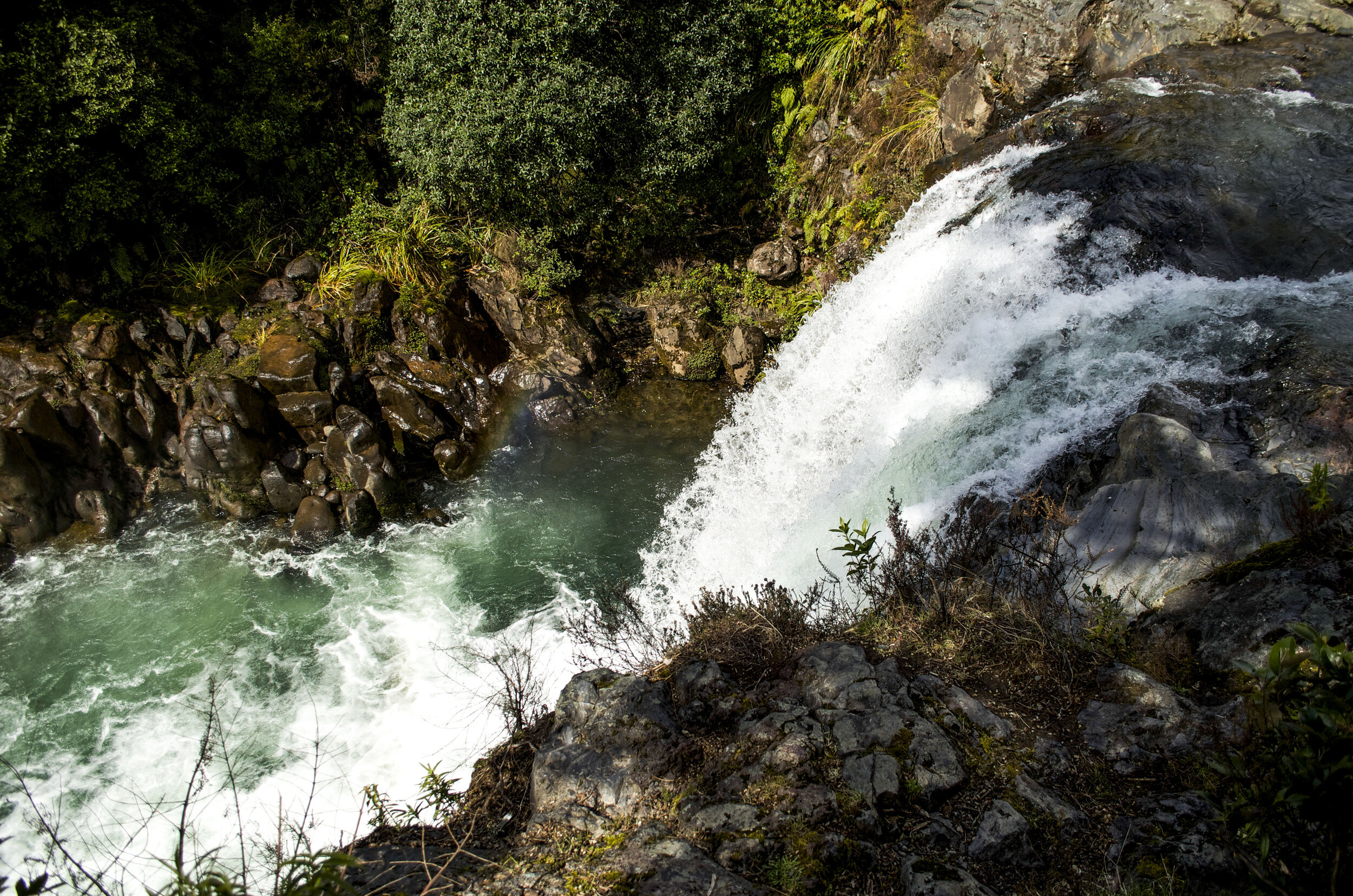 Waterfall at Mt Ruapehu - New Zealand.JPG