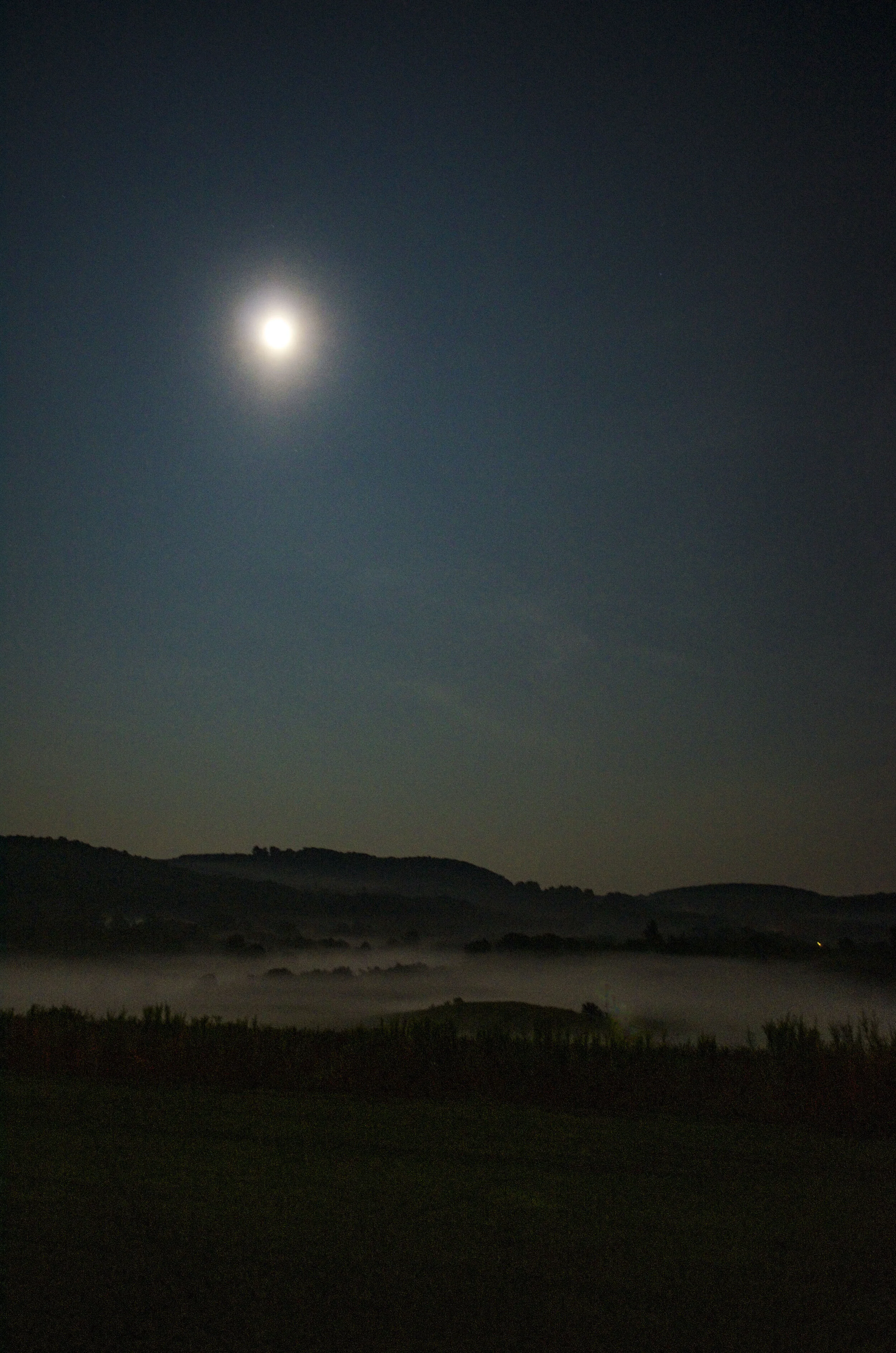 Bakersville Moon & Fog.JPG