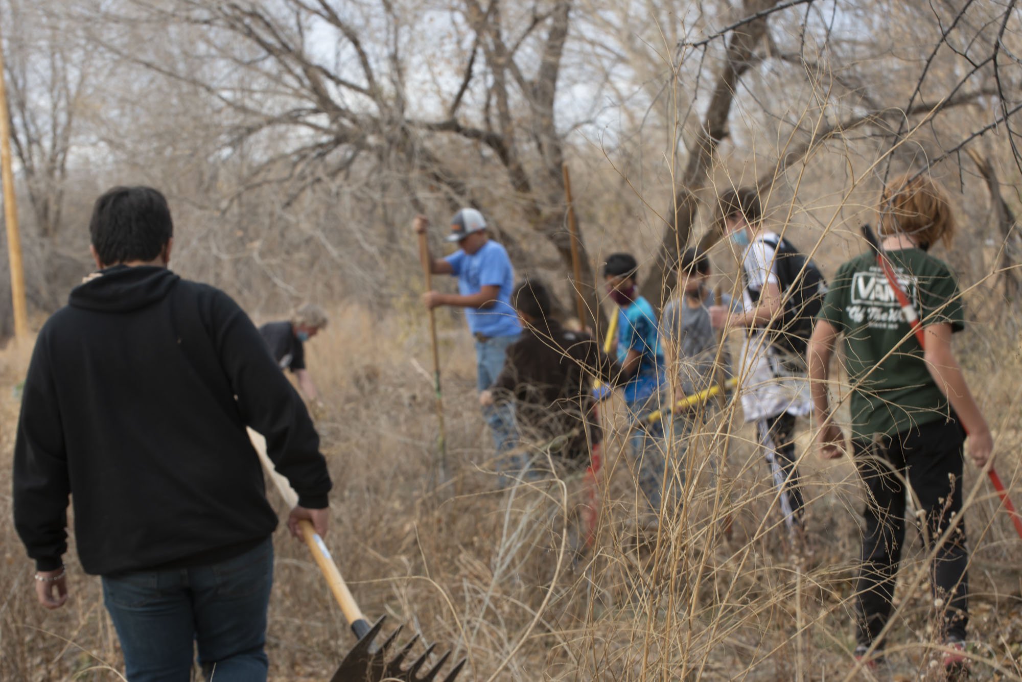 11_TaosLandTrust-Acequia-Cleaning.JPG