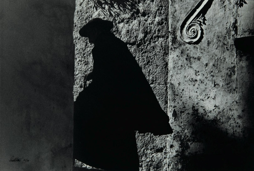 Positano Priest, 1953
Normal
0
false
false
false
EN-GB
JA
X-NONE
/* Style Definitions */
table.MsoNormalTable
{mso-style-name:"Table Normal";
mso-tstyle-rowband-size:0;
mso-tstyle-colband-size:0;
mso-style-noshow:yes;
mso-style-priority:99;
mso-style-parent:"";
mso-padding-alt:0cm 5.4pt 0cm 5.4pt;
mso-para-margin:0cm;
mso-para-margin-bottom:.0001pt;
mso-pagination:widow-orphan;
font-size:12.0pt;
font-family:Cambria;
mso-ascii-font-family:Cambria;
mso-ascii-theme-font:minor-latin;
mso-hansi-font-family:Cambria;
mso-hansi-theme-font:minor-latin;
mso-ansi-language:EN-GB;}
Normal
0
false
false
false
EN-GB
JA
X-NONE
/* Style Definitions */
table.MsoNormalTable
{mso-style-name:"Table Normal";
mso-tstyle-rowband-size:0;
mso-tstyle-colband-size:0;
mso-style-noshow:yes;
mso-style-priority:99;
mso-style-parent:"";
mso-padding-alt:0cm 5.4pt 0cm 5.4pt;
mso-para-margin:0cm;
mso-para-margin-bottom:.0001pt;
mso-pagination:widow-orphan;
font-size:12.0pt;
font-family:Cambria;
mso-ascii-font-family:Cambria;
mso-ascii-theme-font:minor-latin;
mso-hansi-font-family:Cambria;
mso-hansi-theme-font:minor-latin;
mso-ansi-language:EN-GB;}
銀鹽沖印 簽名和印數號碼以墨水標在照片正面 33 x 49 cm
Normal
0
false
false
false
EN-GB
JA
X-NONE
/* Style Definitions */
table.MsoNormalTable
{mso-style-name:"Table Normal";
mso-tstyle-rowband-size:0;
mso-tstyle-colband-size:0;
mso-style-noshow:yes;
mso-style-priority:99;
mso-style-parent:"";
mso-padding-alt:0cm 5.4pt 0cm 5.4pt;
mso-para-margin:0cm;
mso-para-margin-bottom:.0001pt;
mso-pagination:widow-orphan;
font-size:12.0pt;
font-family:Cambria;
mso-ascii-font-family:Cambria;
mso-ascii-theme-font:minor-latin;
mso-hansi-font-family:Cambria;
mso-hansi-theme-font:minor-latin;
mso-ansi-language:EN-GB;}
港幣 42,000